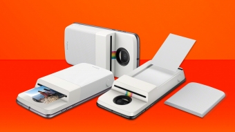 Motorola anuncia módulo da Polaroid que imprime fotos na hora