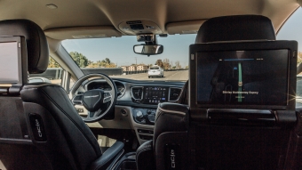 Google testa Wi-Fi grátis em táxis autônomos para atrair clientes