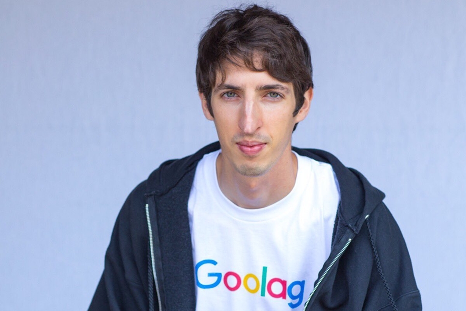 Engenheiro do escândalo sobre diversidade processa Google por discriminação