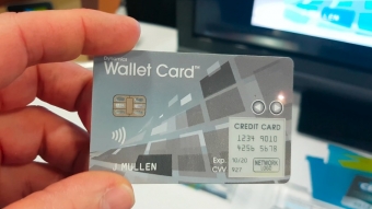 Este cartão de banco tem tela e-ink e antena celular para ser reprogramado