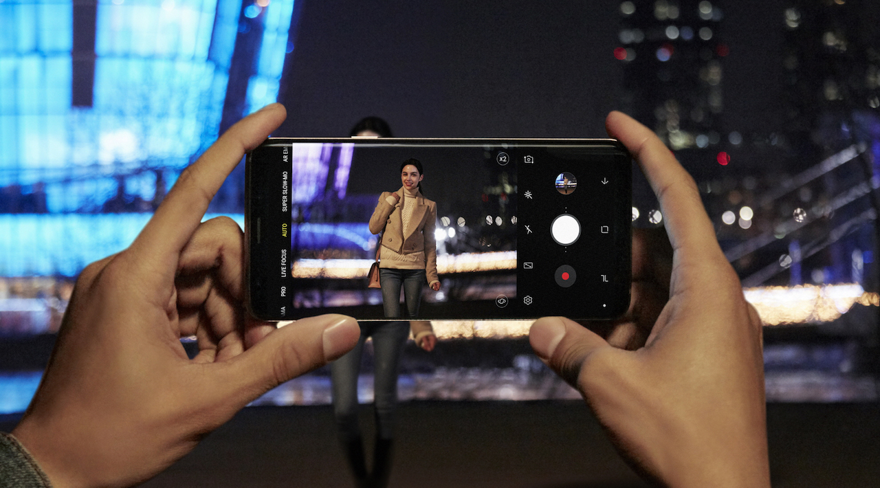 Samsung pode lançar visão noturna na câmera do Galaxy S10
