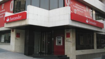 Santander diz que falha elétrica derrubou serviços do banco no Brasil