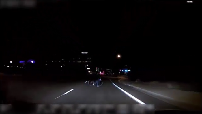Polícia libera vídeo do carro autônomo do Uber que matou pedestre