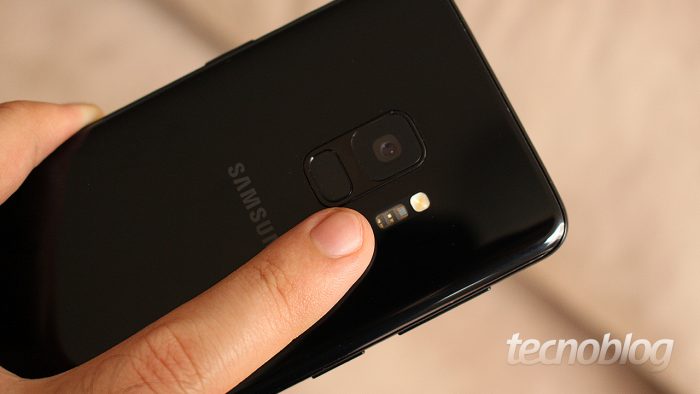 Samsung promete smartphone dobrável para novembro