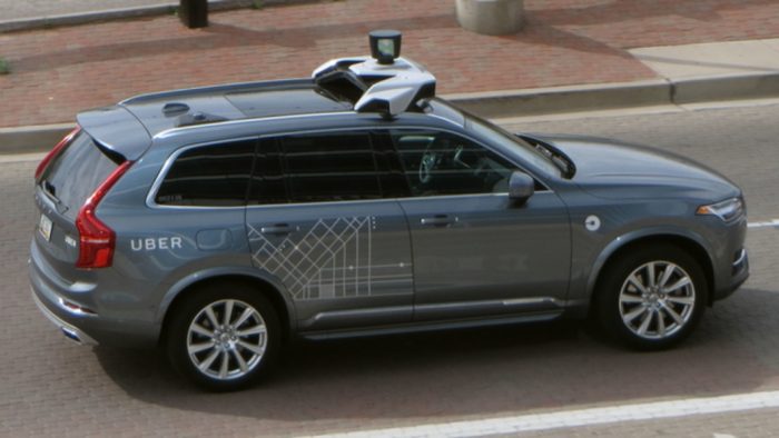 Acidente fatal faz Uber desistir de testar carros autônomos no Arizona