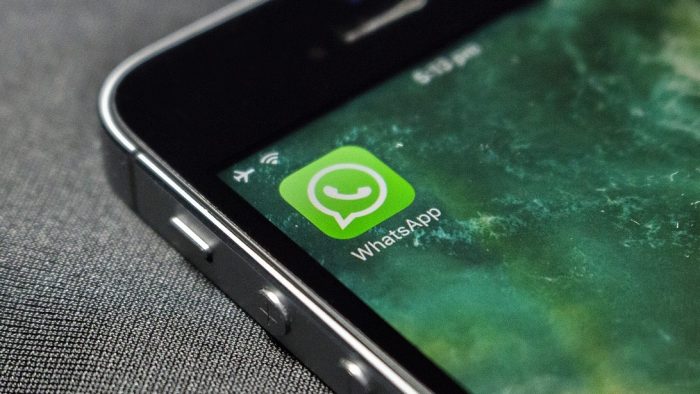 Brasileiros passam quase 1h por dia em redes sociais no trabalho  WhatsApp Web   l der de distra  o   Tecnoblog - 95