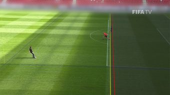 FIFA testa inteligência artificial em impedimentos marcados pelo VAR