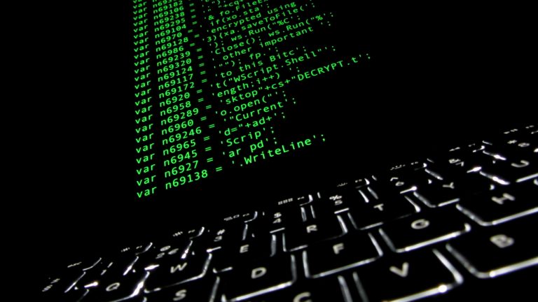 Grupo hacker some após faturar US$ 5 milhões em bitcoin usando ransomware