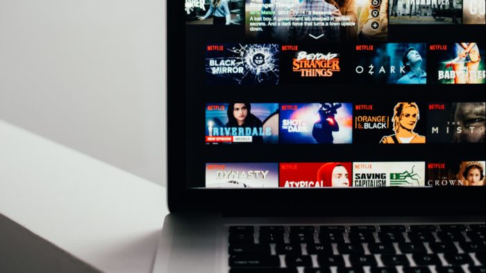Como encontrar séries e filmes para ver na Netflix