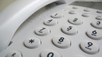 Telefonia fixa perde 1,1 milhão de linhas, mas não em alguns estados