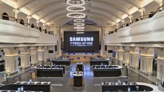 Samsung abre maior loja de smartphones do mundo com 3.000 m²