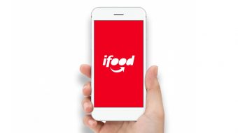 iFood expõe pedidos, endereço e CPF de outros usuários no app