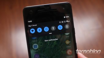 Android Q expande modo noturno e prepara modo desktop