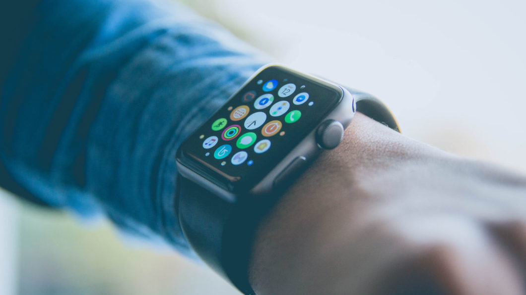 Alvaro Reyes / Aplicativos Apple Watch / Unsplash