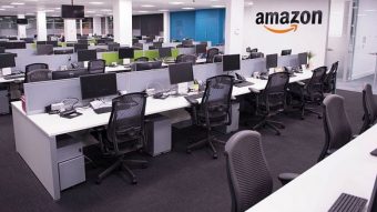 Amazon libera funcionários para trabalharem de casa até outubro