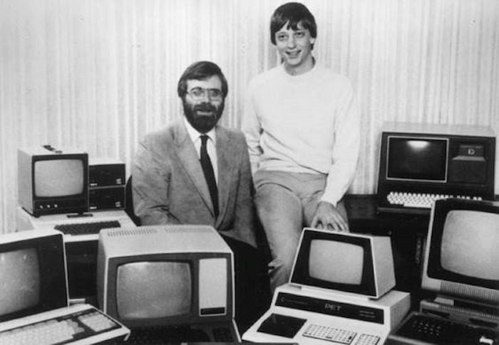 Paul Allen (à esquerda) e Bill Gates (à direita), em 1981 (Foto: Microsoft)