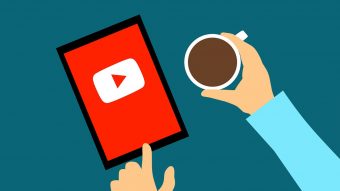 Como e qual tipo de conteúdo nocivo é removido do YouTube?