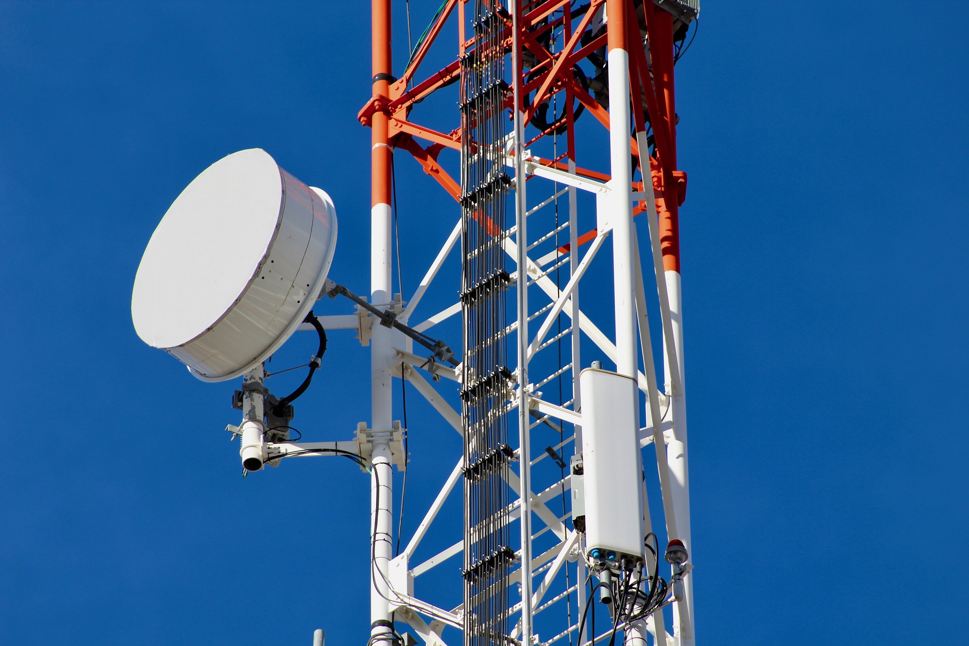 Operadoras fazem acordo para evitar interferência do 5G na TV via parabólica