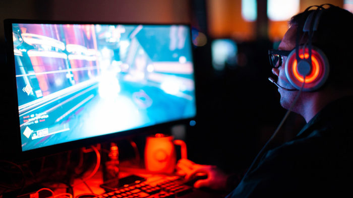 FaZe Key é demitido do clube de esports após promover golpe com criptomoeda (Imagem: Sean Do/Unsplash)