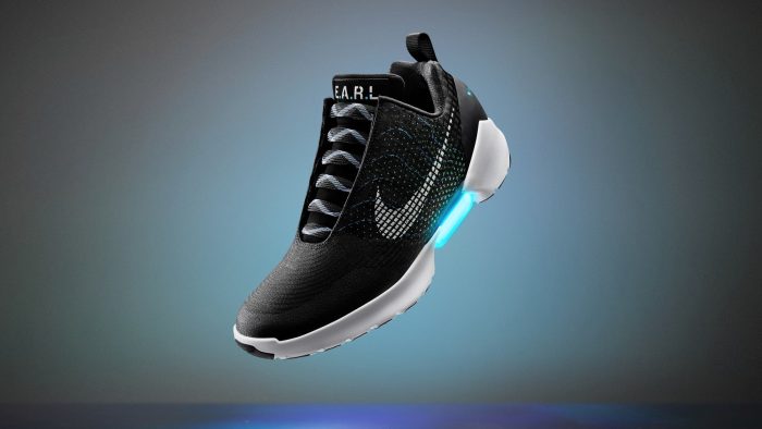 Nike vai lançar novo tênis que se amarra sozinho como em “De Volta para o Futuro”