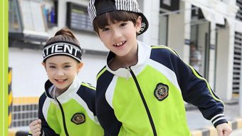 China adota uniformes com chips para localizar alunos