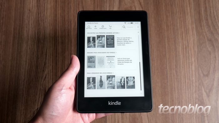 Amazon Kindle Paperwhite (Imagem: Paulo Higa / Tecnoblog)