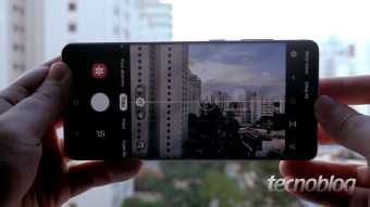 Samsung Galaxy S10 ganha modo noturno manual no app da câmera