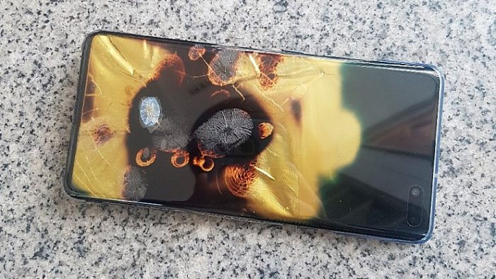 Samsung nega defeito em Galaxy S10 5G que pegou fogo na Coreia do Sul