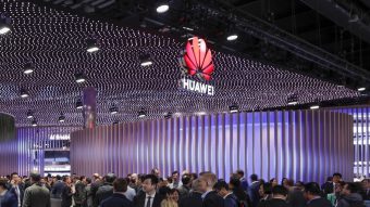 Huawei segue em lista negra dos EUA mas recebe 90 dias de licença temporária