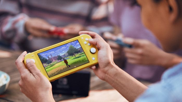 Nintendo Switch Lite vende abaixo do esperado no Japão e ações caem