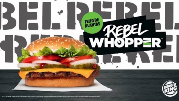 Burger King lançará Rebel Whopper no Brasil com carne vegetal