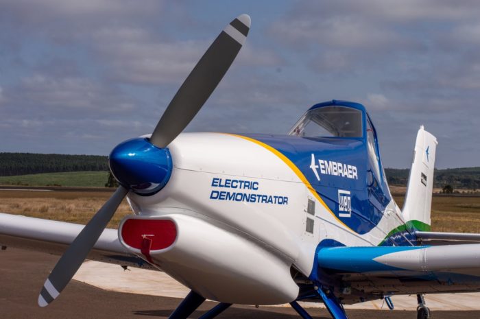 Embraer mostra primeiras fotos de protótipo de avião elétrico