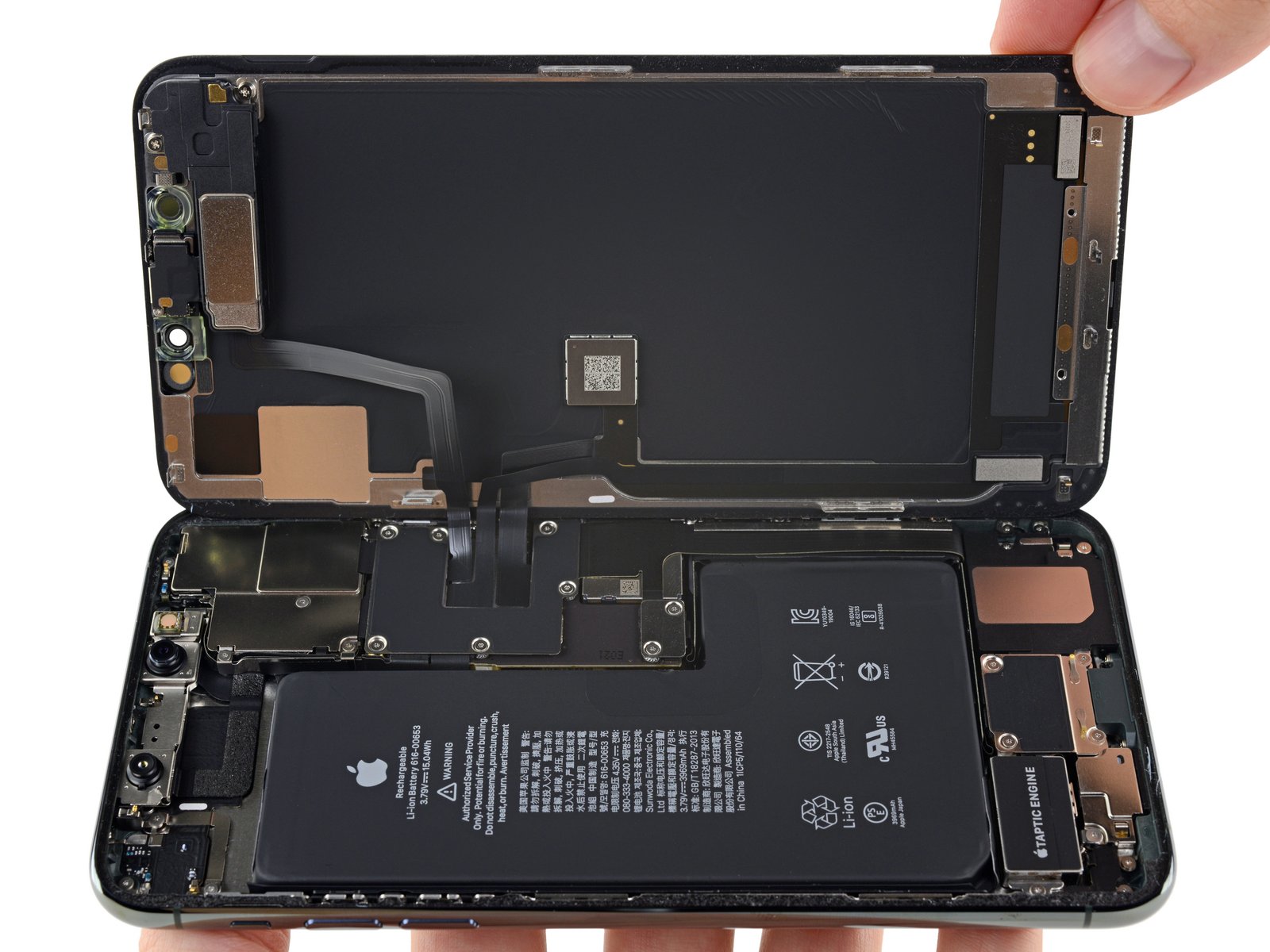 Desmanche do iPhone 11 mostra conector misterioso de bateria e modem da Intel