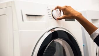 União Europeia aprova direito ao reparo para tornar eletrodomésticos mais duráveis