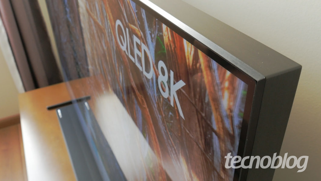 TV 8K Samsung Q900R: muitos pixels, mas faz diferença?