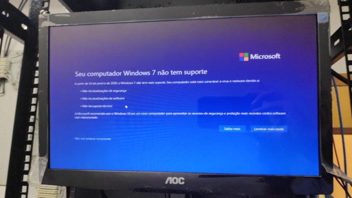 Windows 7 exibe alertas em tela cheia sugerindo mudar para Windows 10