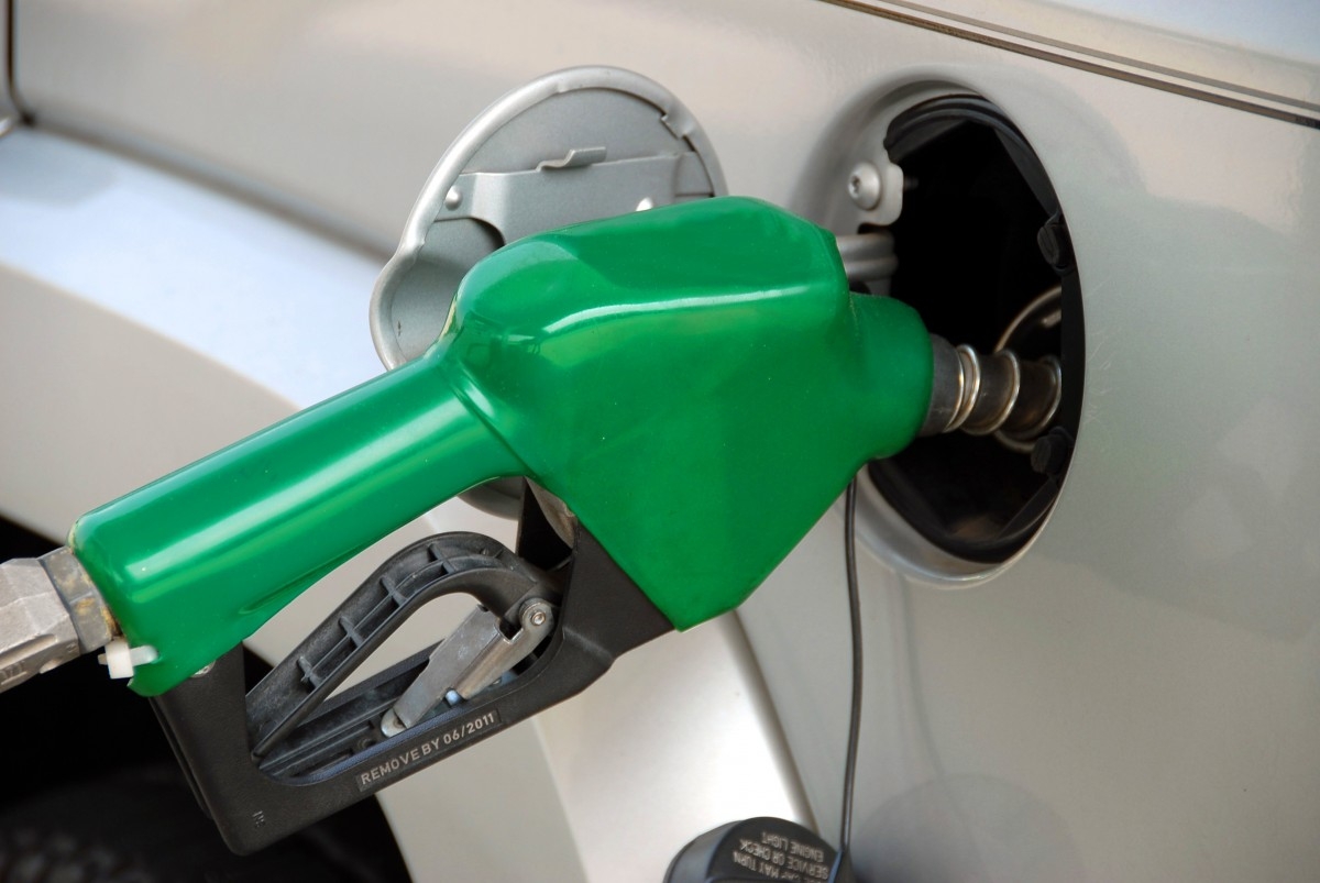 Brasil pode proibir venda de carros a gasolina e diesel em 2030