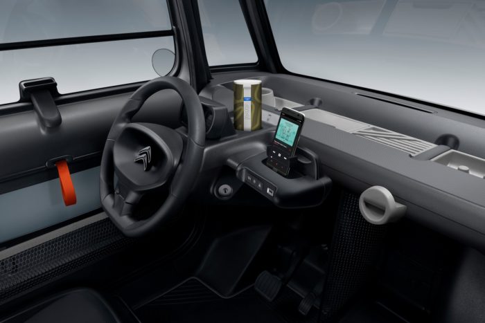 Interior do Citroën Ami