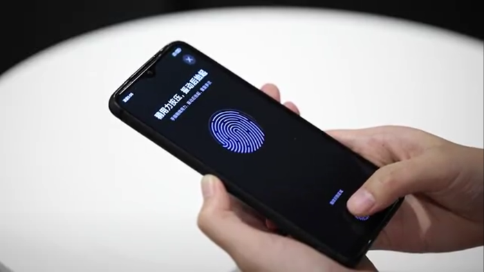 Protótipo de celular Redmi com leitor de digitais na tela LCD