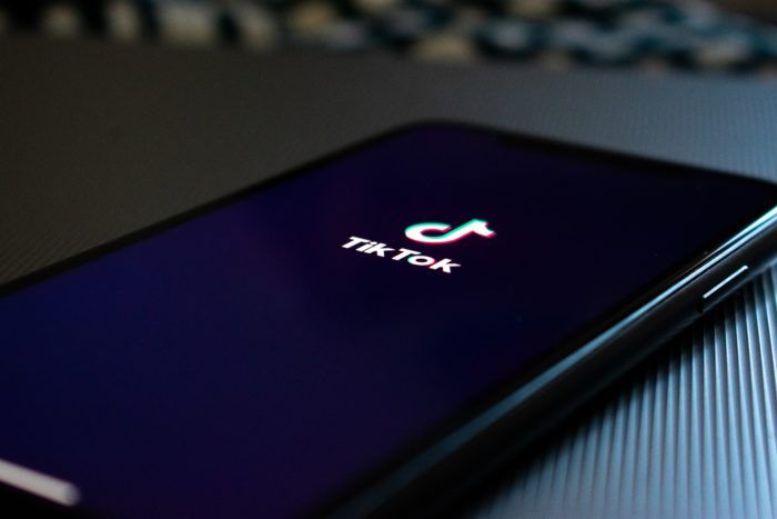 TikTok evita bloqueio graças a acordo com Oracle e Walmart