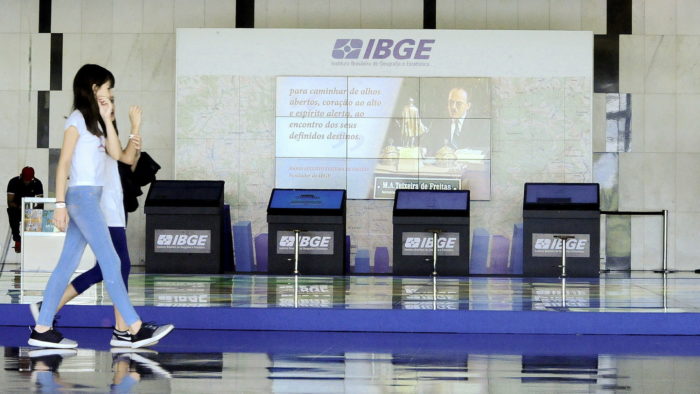 STF suspende compartilhamento de dados de operadoras com IBGE