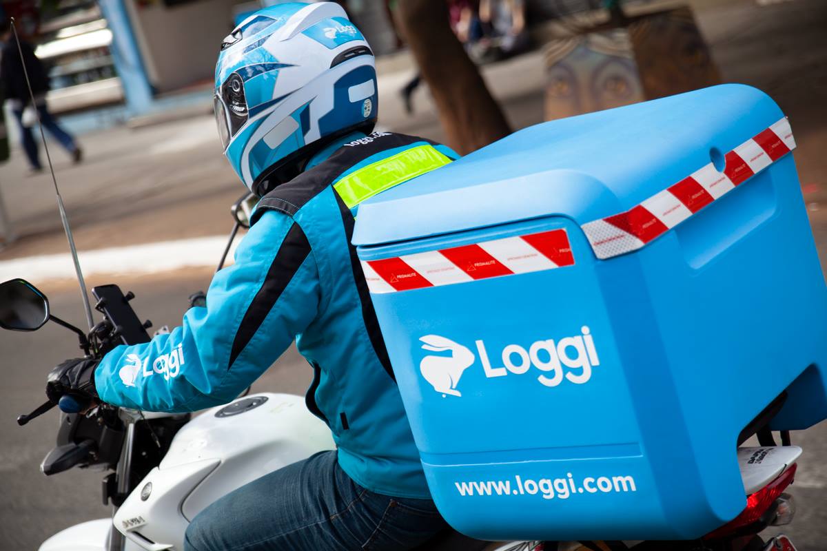 Loggi monta megagalpão em SP para processar até 1 milhão de pacotes por dia