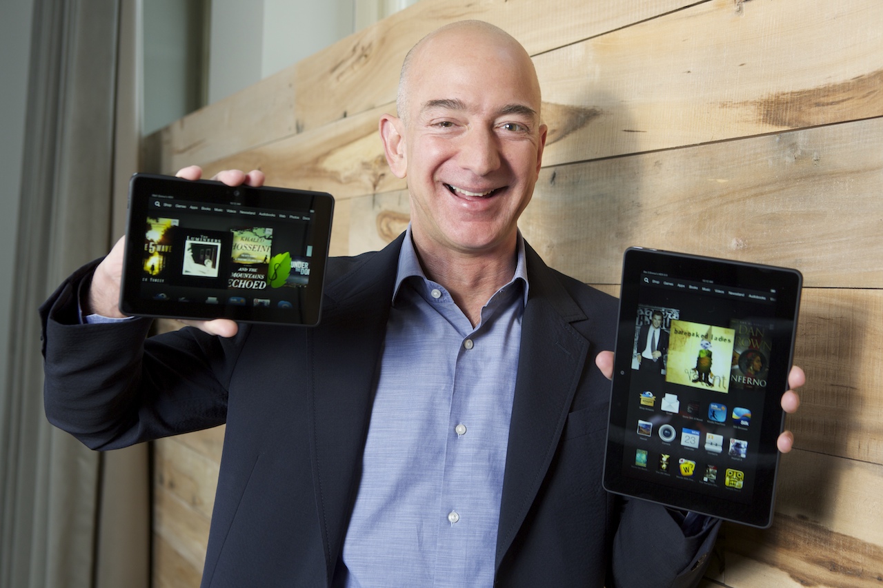 Amazon cresce e Jeff Bezos bate recorde de mais bilhões ganhos em um dia