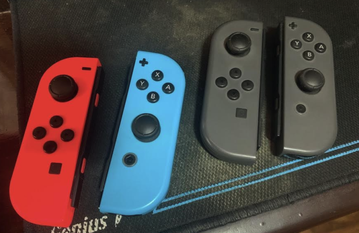 Esta foi a foto que enviei dos meus dois pares de Joy-Con com defeito / Reprodução / Felipe Vinha