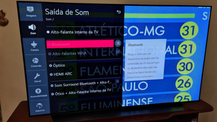 Ronaldo Gogoni / Tecnoblog / menu de conexão Bluetooth da TV LG CX / como conectar fone bluetooth no xbox one