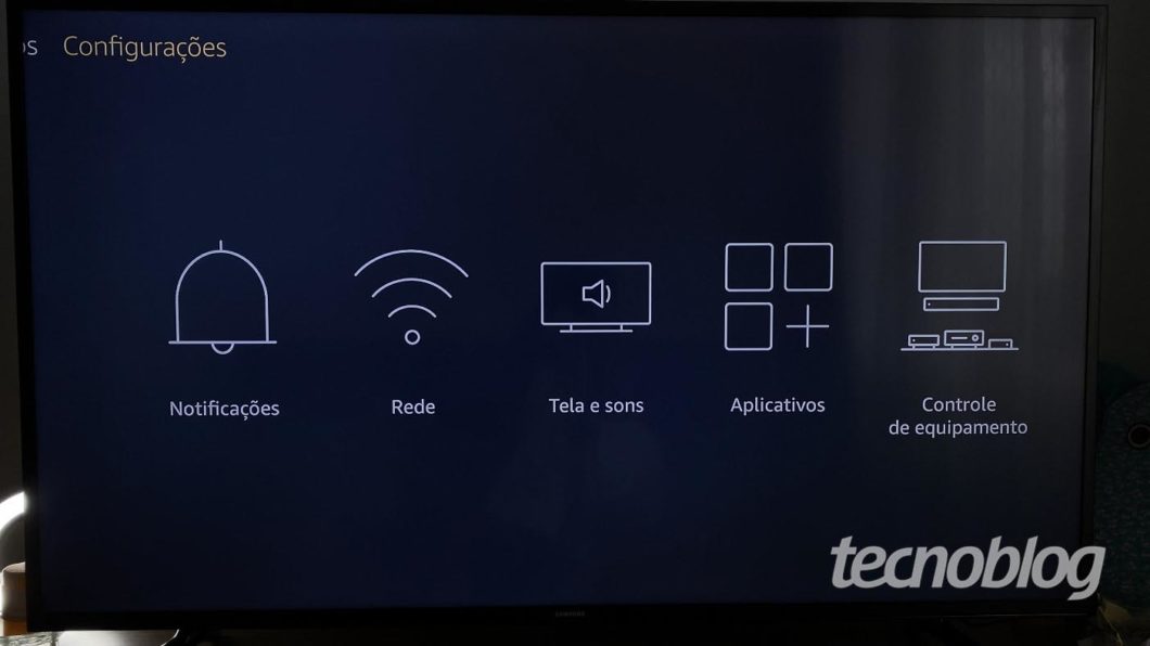 Interface do Amazon Fire TV Stick Lite (Imagem: Darlan Helder/Tecnoblog)