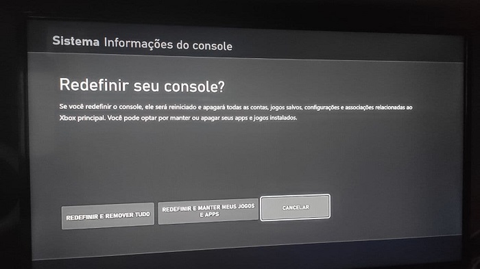 Resetando Xbox One (Imagem: Leandro Kovacs/Tecnoblog)