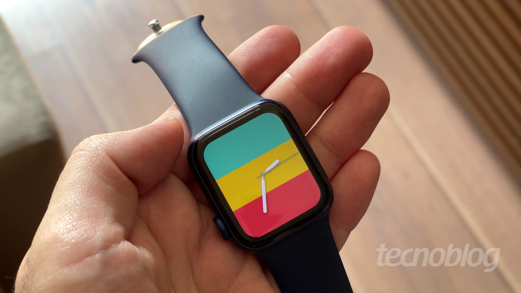 Apple Watch Pro deve ganhar mudanças no visual e bateria maior (Imagem: Paulo Higa/Tecnoblog)