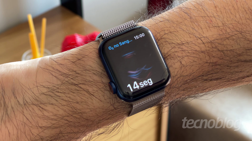 Apple Watch Series 6 (Imagem: Paulo Higa/Tecnoblog)