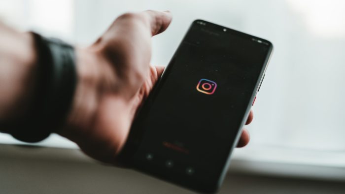 Instagram Reels ganha atalho para comprar produtos dos vídeos
